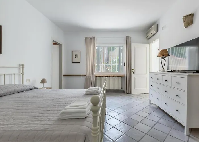 Thalissa * San Vito (Apulia)