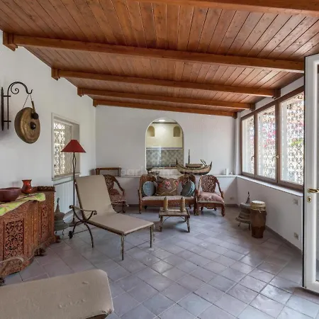 Thalissa San Vito (Apulia)