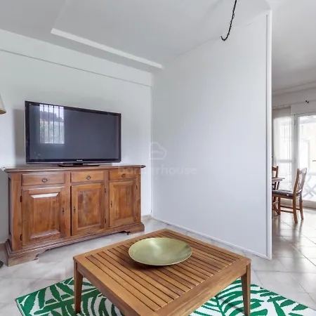 Thalissa San Vito (Apulia)