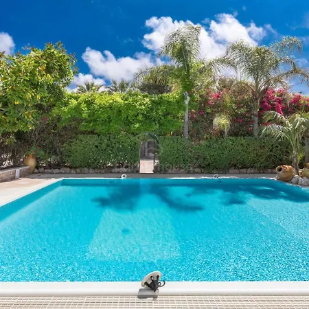 Thalissa * San Vito (Apulia)