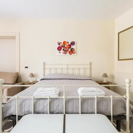 Thalissa San Vito (Apulia)