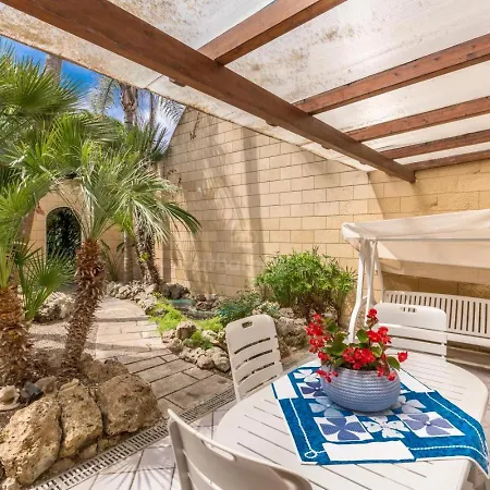 Semesterbostad Thalissa